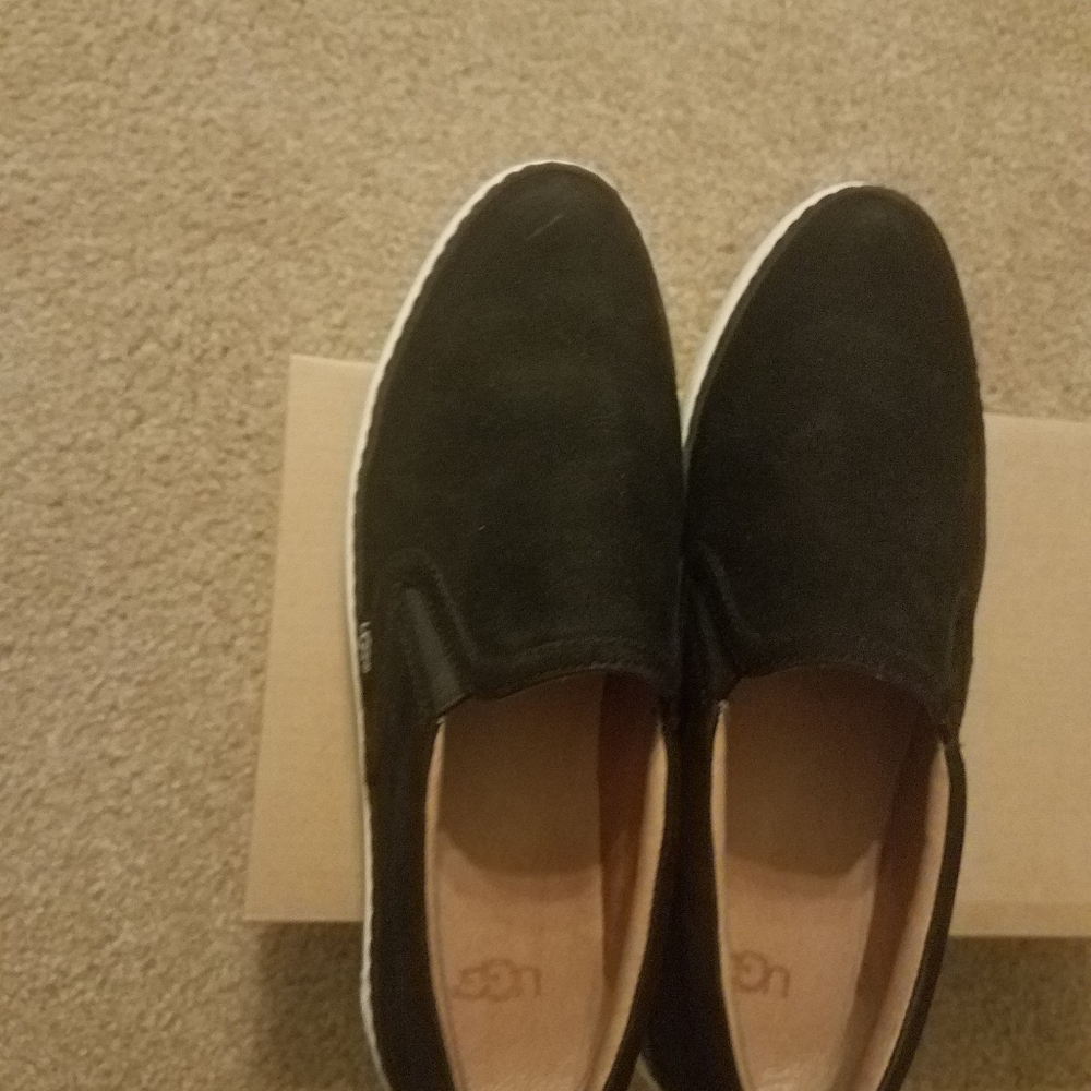 Ugg slip on sneakers
